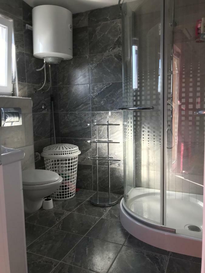 ויר Apartmani Darija מראה חיצוני תמונה
