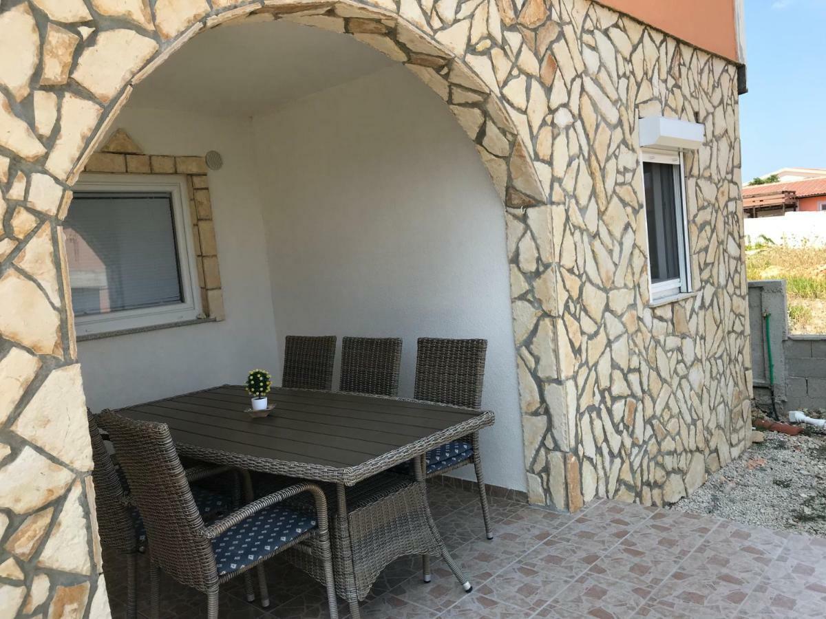 ויר Apartmani Darija מראה חיצוני תמונה